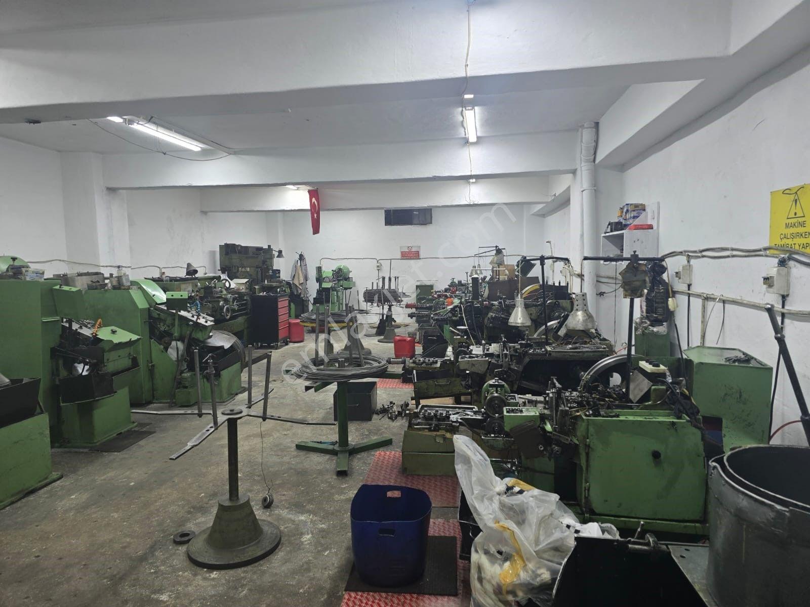 Zeytinburnu Yıldız Sanayi Sitesinde Satılık 80 M2 İmalathane - Görsel 3