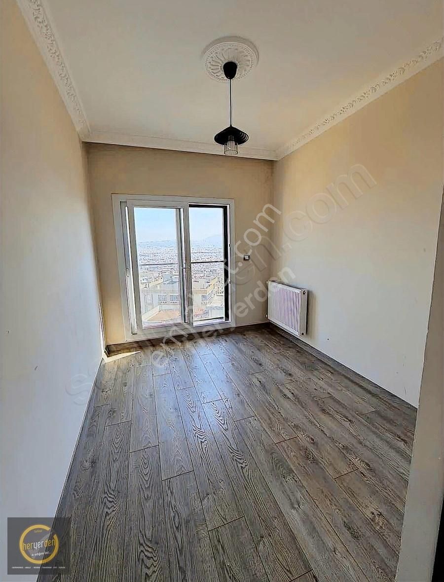 Karabağlar Günaltay'da Harika Teras Mazaralı 3+1 Satılık Daire - Görsel 3