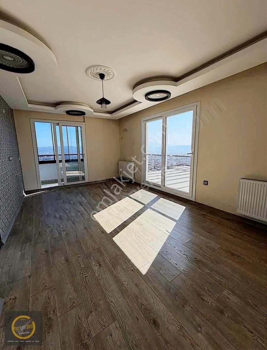 Karabağlar Günaltay'da Harika Teras Mazaralı 3+1 Satılık Daire - Görsel 12