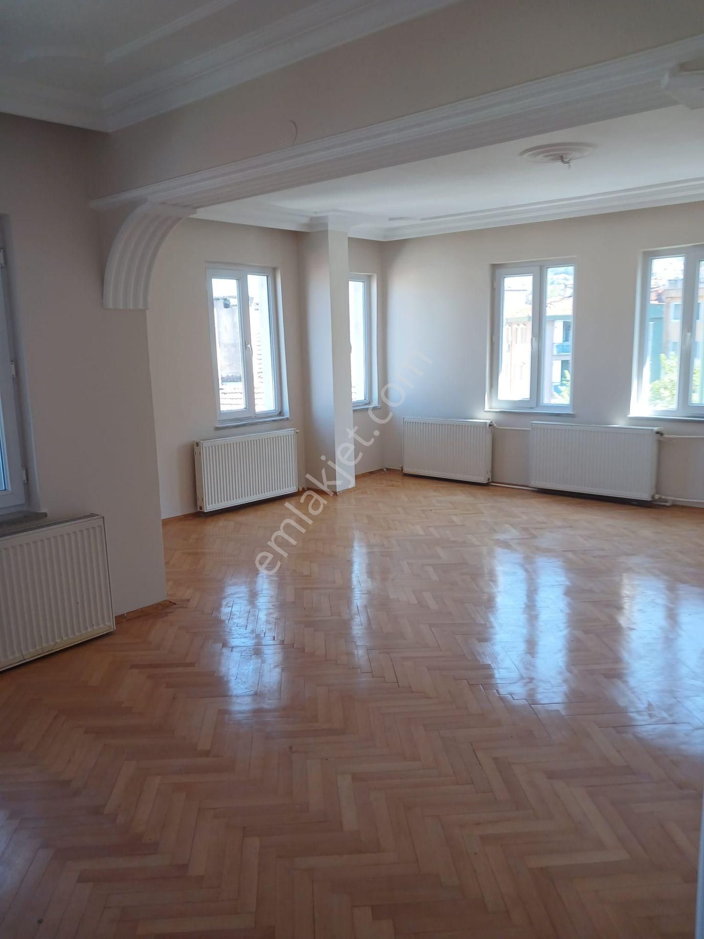 Köşe Cepheli Bakımlı Satılık Daire - Görsel 7