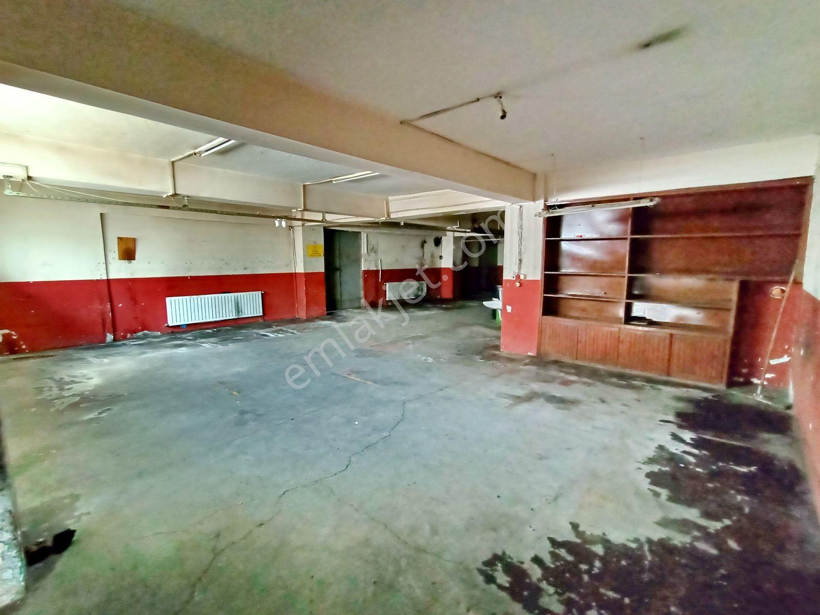 Zeytinburnu Yıldız Sanayi Sitesinde Satılık 140m2 Dükkan - Görsel 4