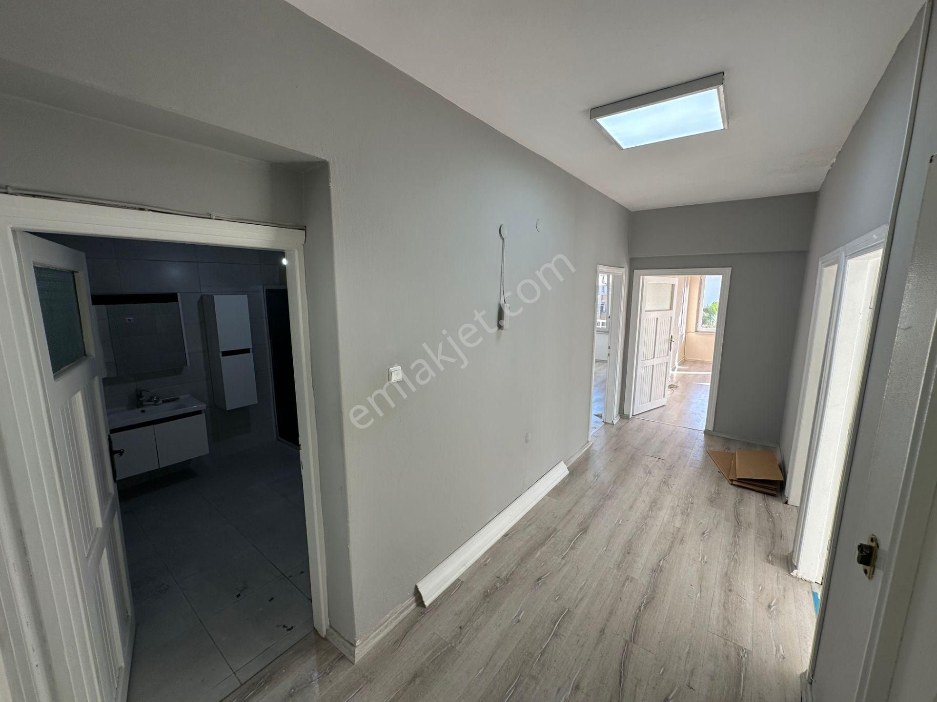 Emlakparktan Atatürk Cd Merkez Ptt Karşısı Kiralık 2+1 Daire - Görsel 5