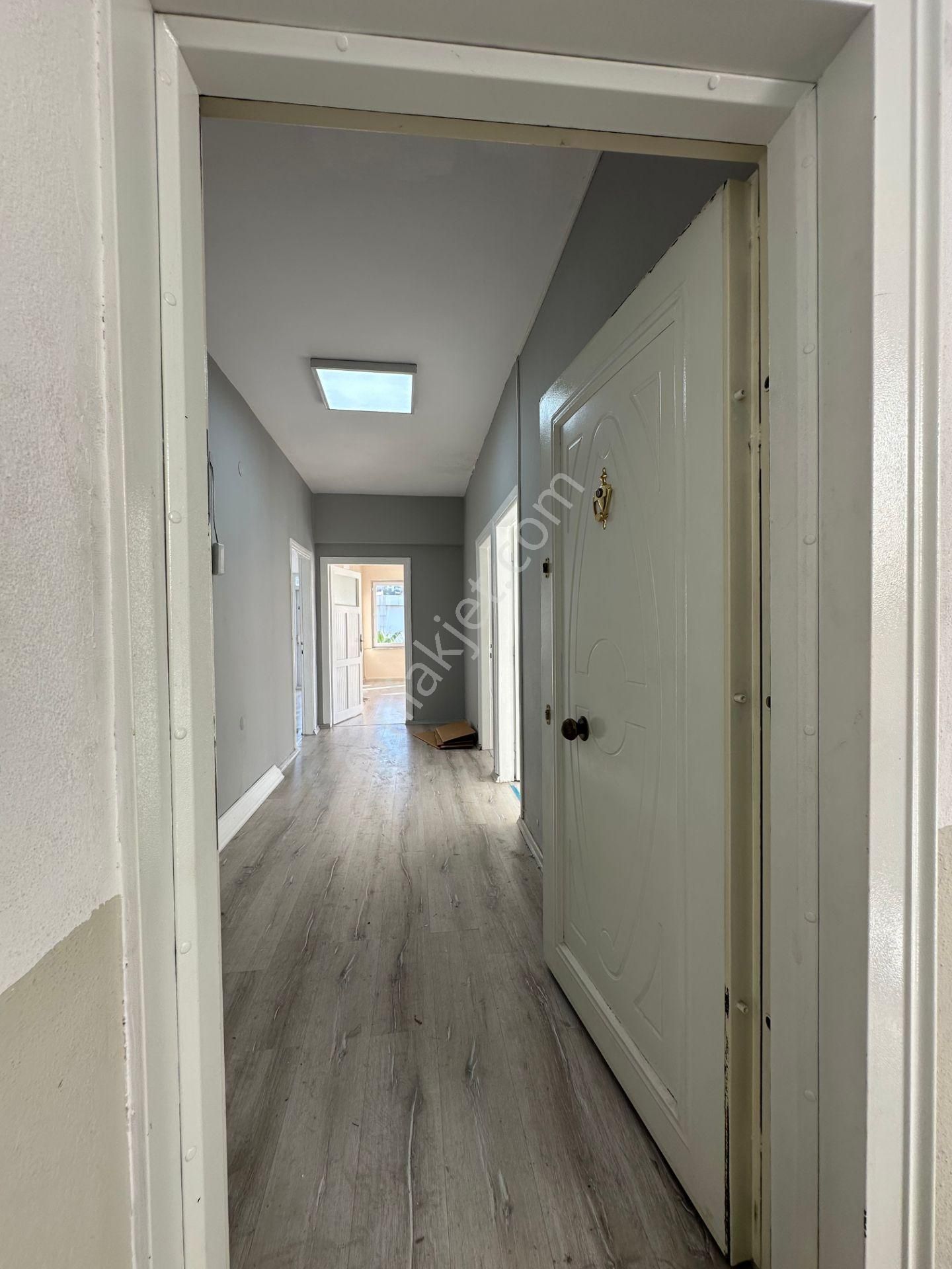 Emlakparktan Atatürk Cd Merkez Ptt Karşısı Kiralık 2+1 Daire - Görsel 6