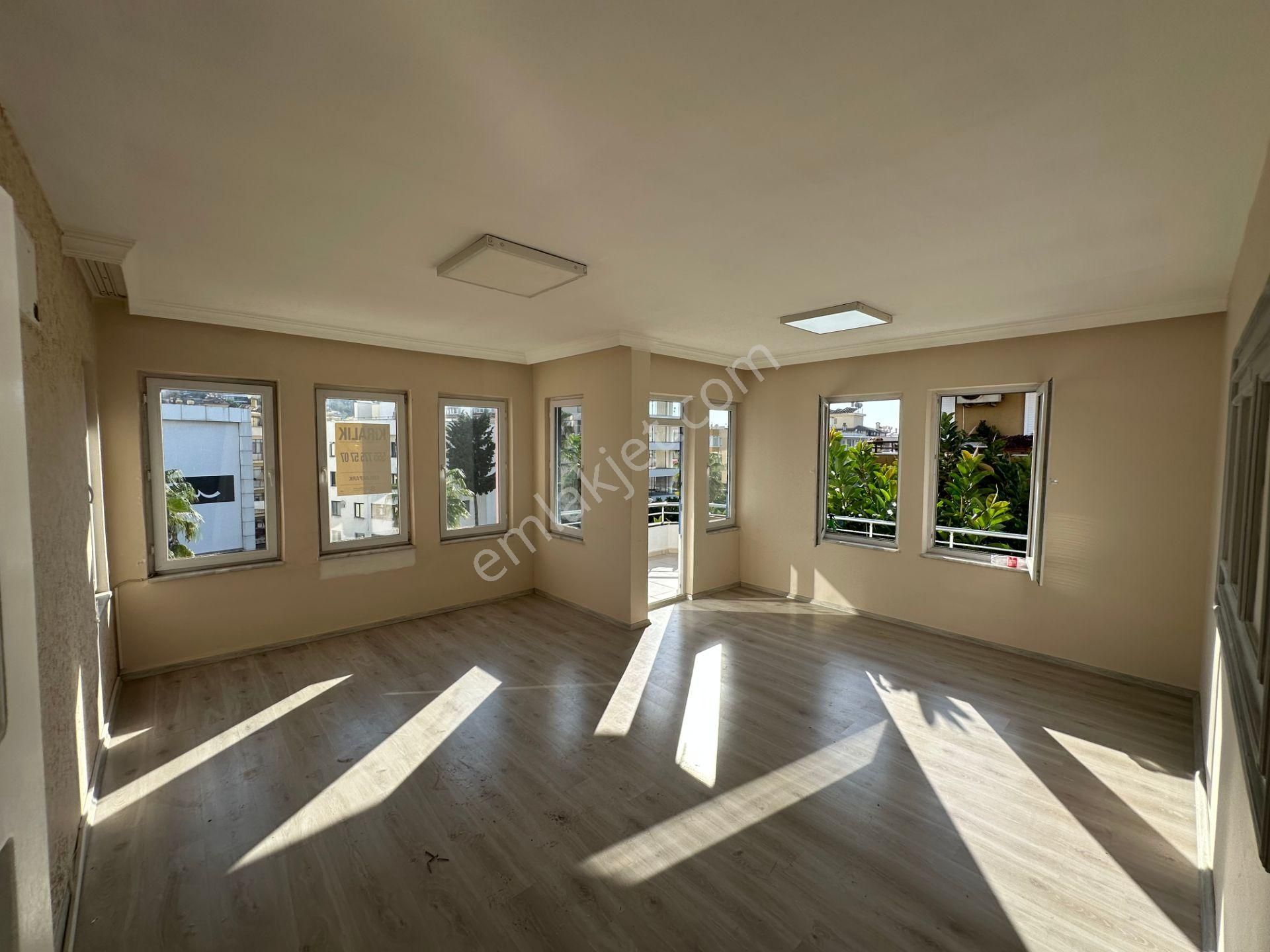 Emlakparktan Atatürk Cd Merkez Ptt Karşısı Kiralık 2+1 Daire - Görsel 13