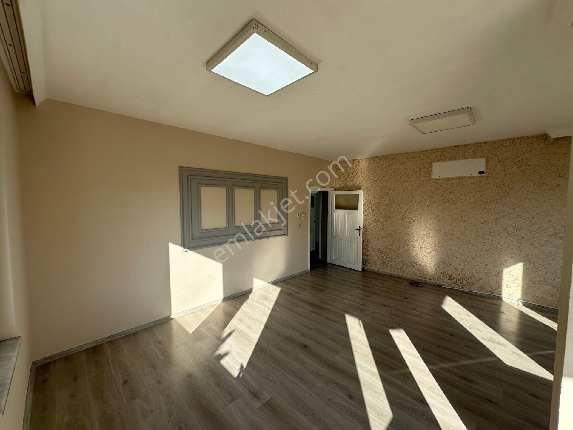 Emlakparktan Atatürk Cd Merkez Ptt Karşısı Kiralık 2+1 Daire - Görsel 21