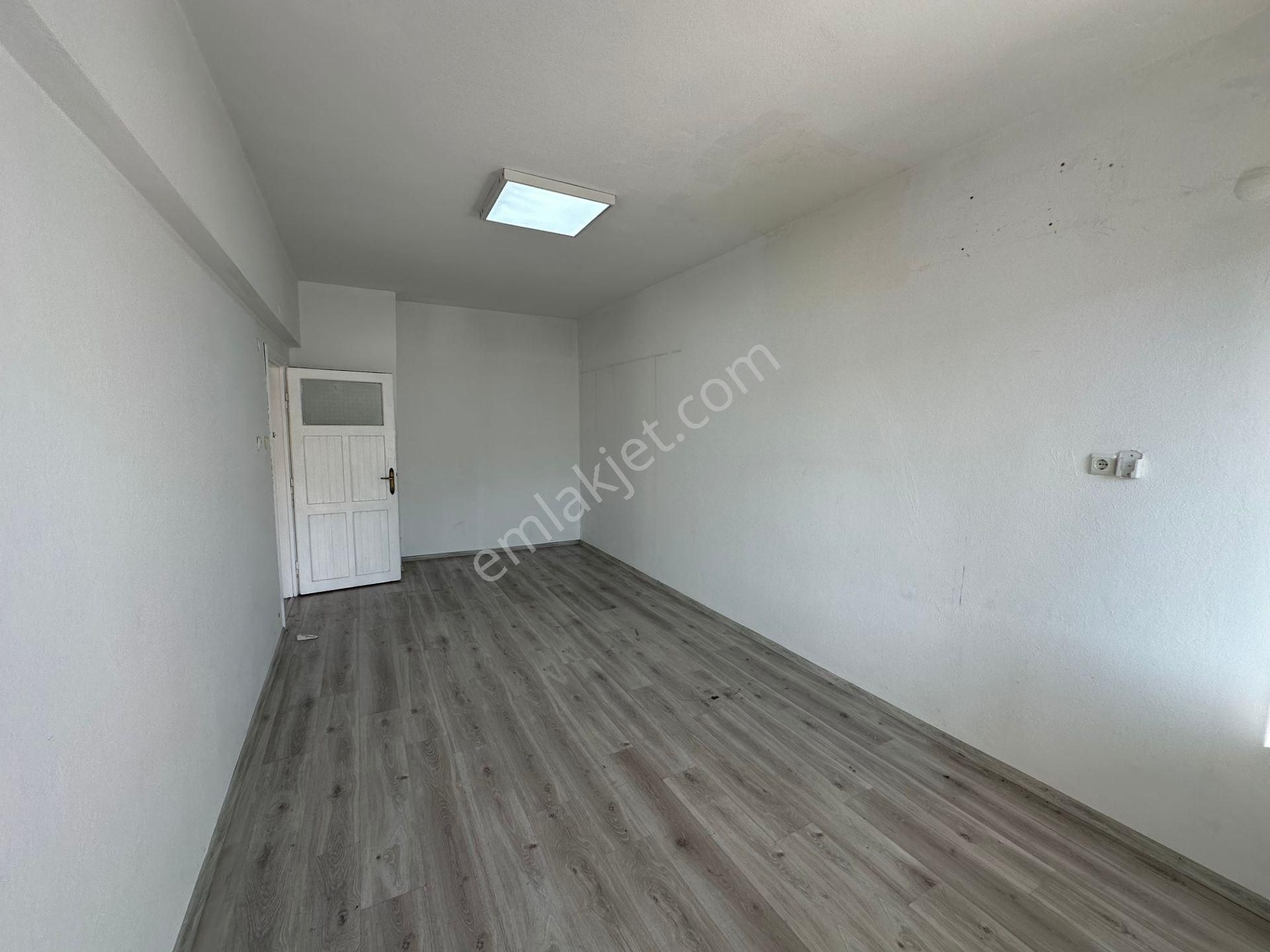 Emlakparktan Atatürk Cd Merkez Ptt Karşısı Kiralık 2+1 Daire - Görsel 34