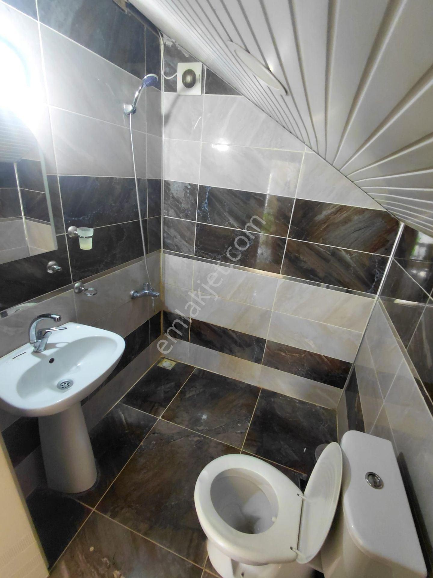 Isparta Merkez Pirimehmet Mahallesinde Herşey Dahil Kiralık Apart - Görsel 24