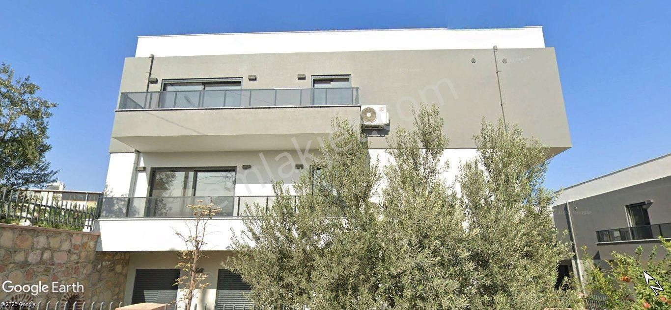 Ayvalık Küçükköy Sarımsaklı Deniz Manzaralı Satılık 2+1 Lüks Daire - Görsel 4