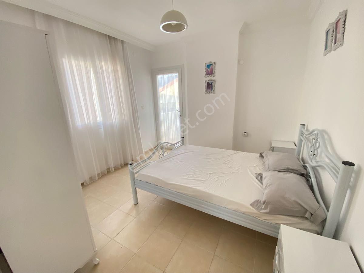 Köşe Konumda Havuzlu 5+1 Müstakil Villa - Görsel 33