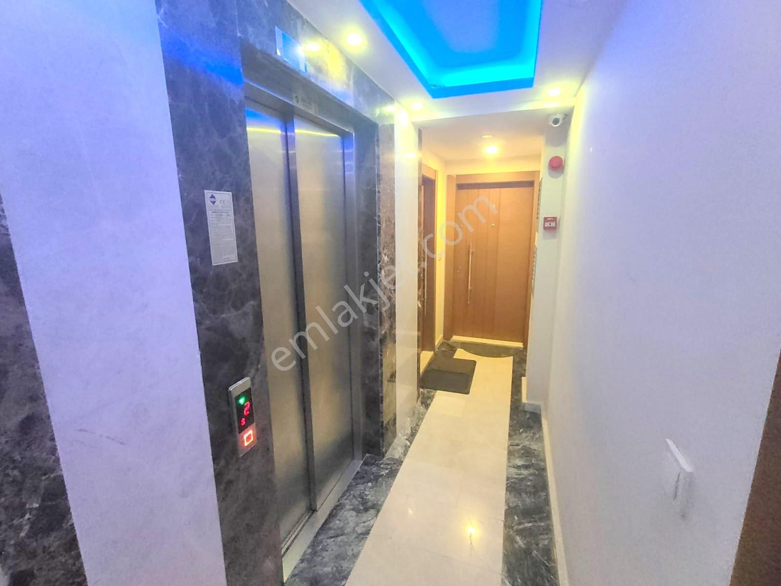 Emlak Dünyasından Maltepe Altıntepede Satılık 1+1 Lüks Daire - Görsel 14