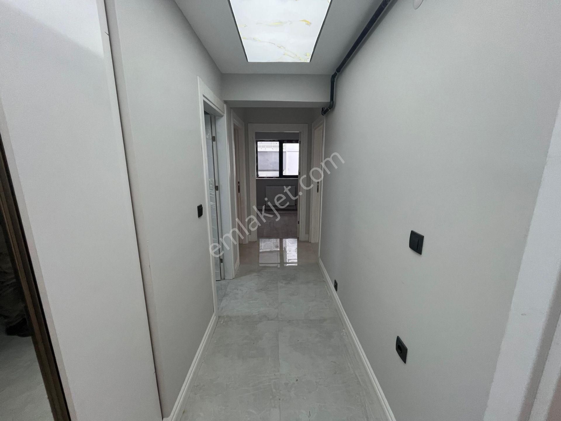 Elvan Mh De3+1 E.banyolu Asansörlü Yeni Bina Full Yapılı Daire - Görsel 16