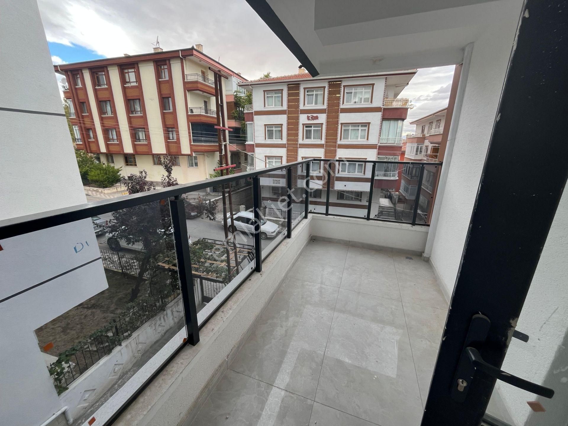 Elvan Mh De3+1 E.banyolu Asansörlü Yeni Bina Full Yapılı Daire - Görsel 23