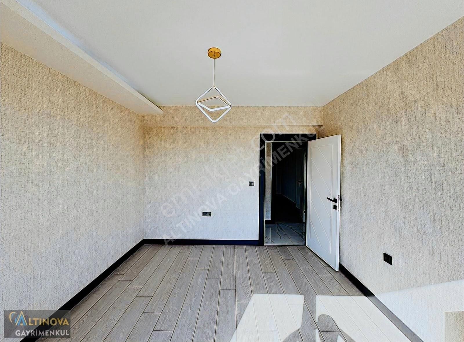 Keçiörende Site İçerisinde Ultra Lüx Yapılı Satılık 4+1 Daire - Görsel 22