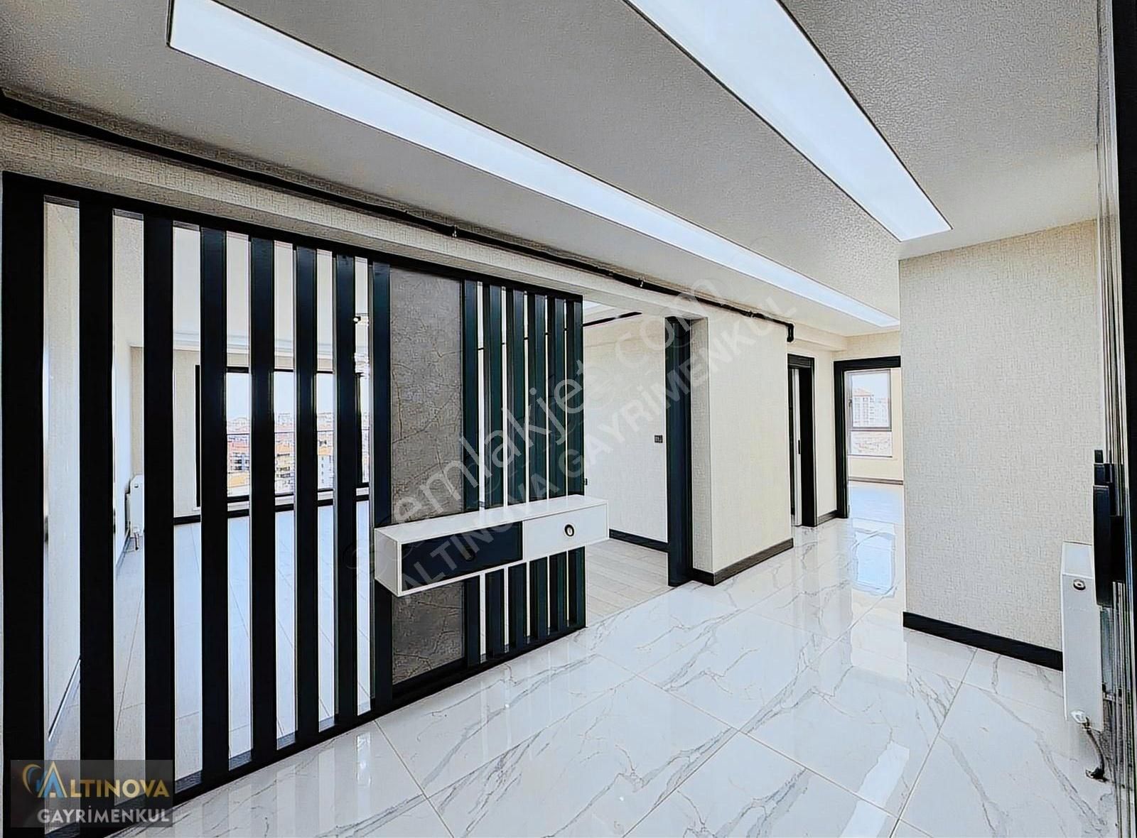 Keçiörende Site İçerisinde Ultra Lüx Yapılı Satılık 4+1 Daire - Görsel 13