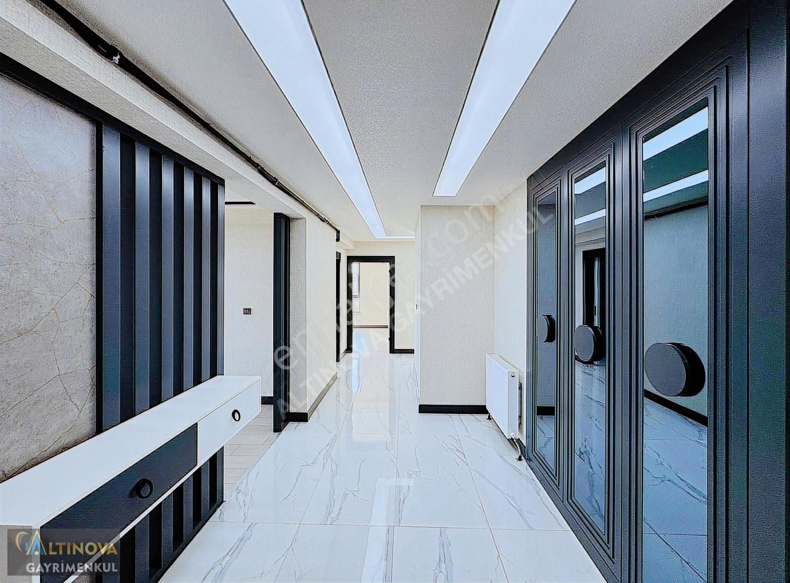 Keçiörende Site İçerisinde Ultra Lüx Yapılı Satılık 4+1 Daire - Görsel 8