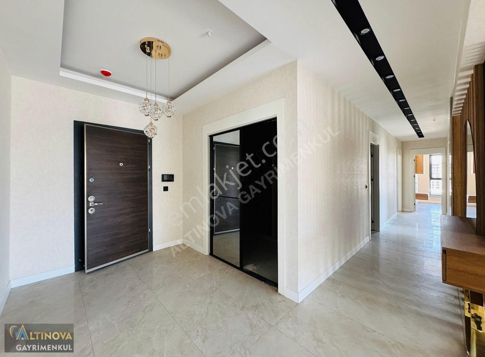 Bulvar Üzerinde Ultra Lüx Yapılı Satılık 4+1 Daire - Görsel 15