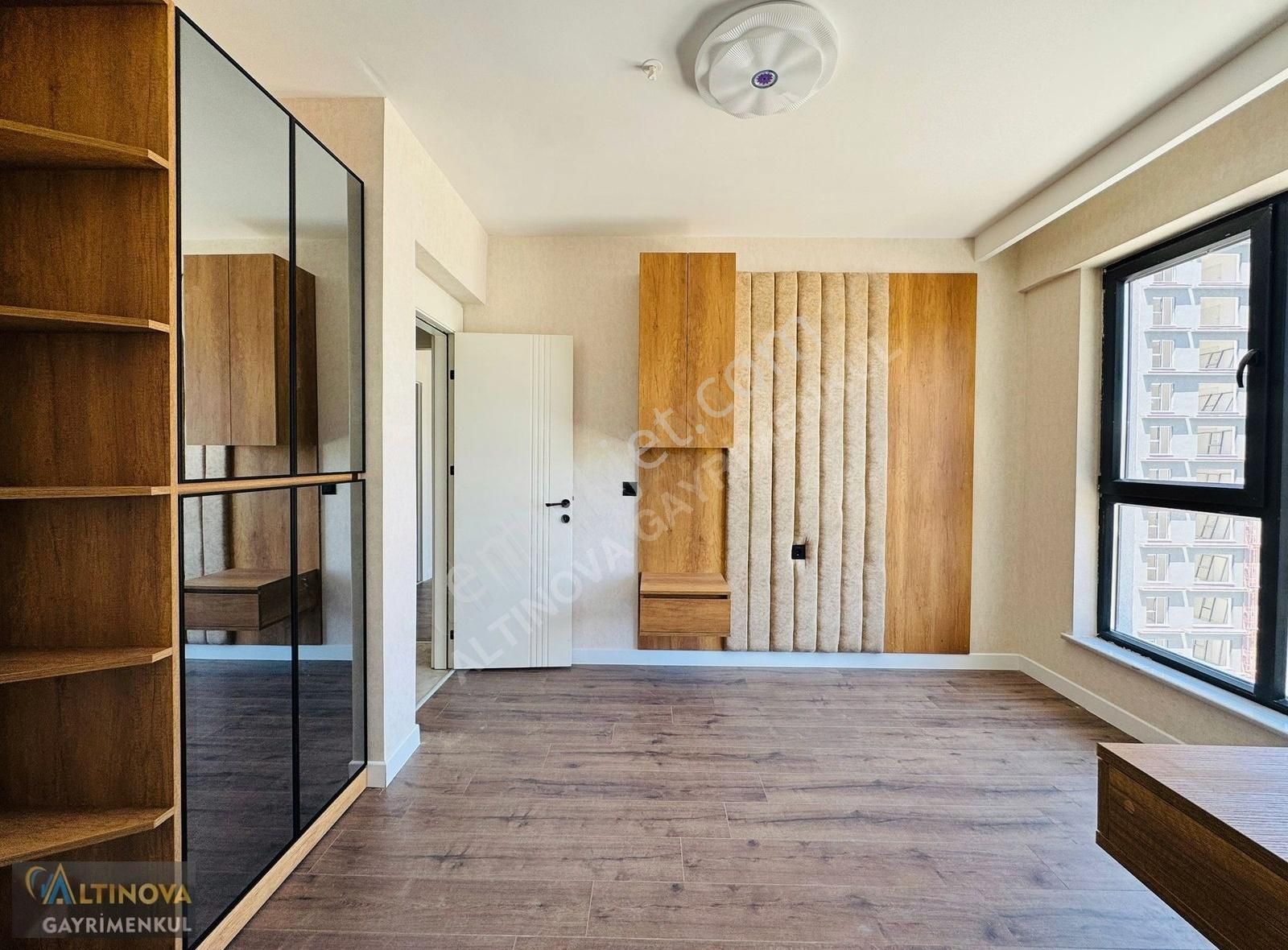 Bulvar Üzerinde Ultra Lüx Yapılı Satılık 4+1 Daire - Görsel 21