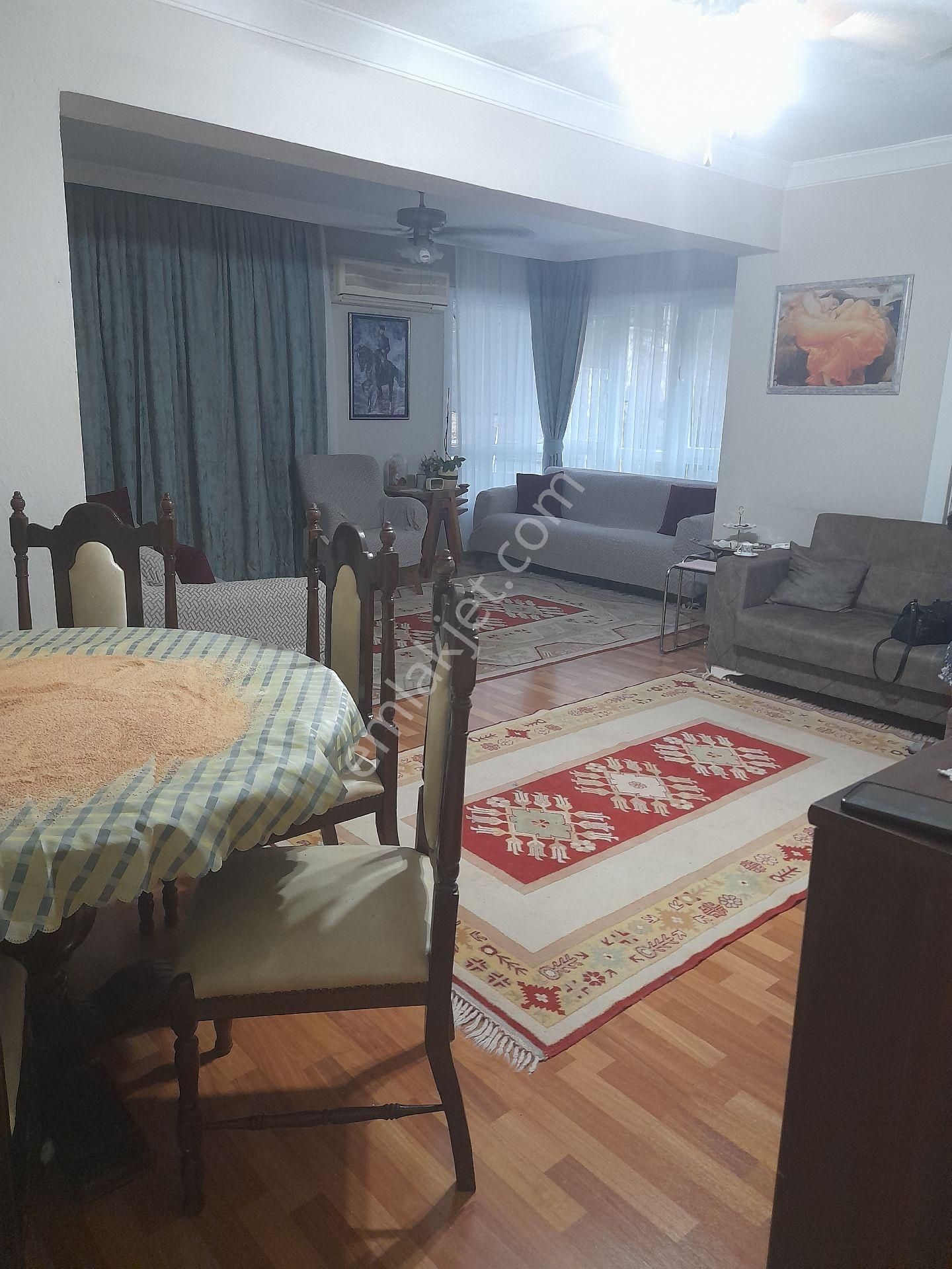 İnönü Caddesinde Bakımlı 2