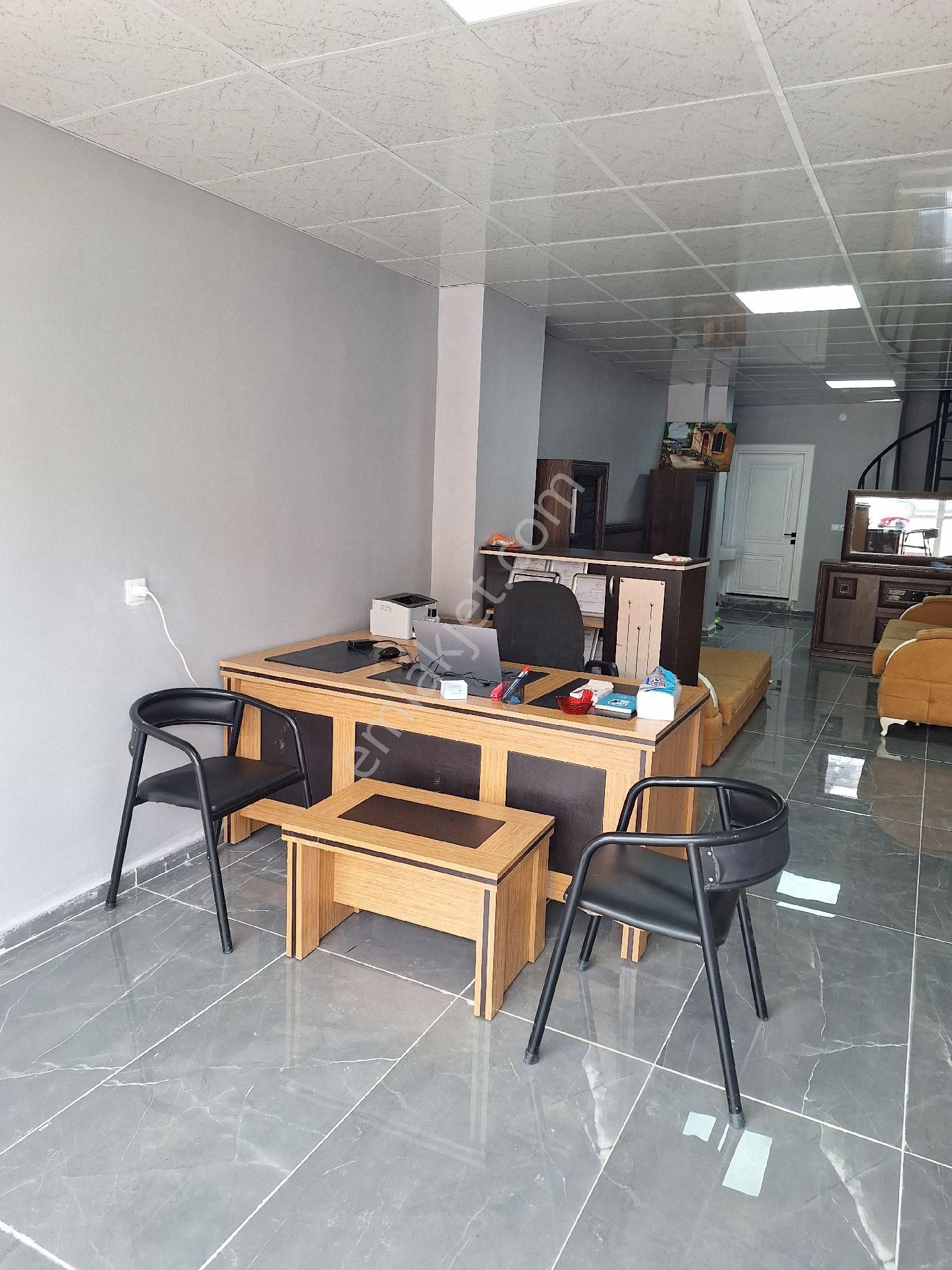 Değer Emlak'tan Asma Katlı Satılık İş Yeri - Görsel 2