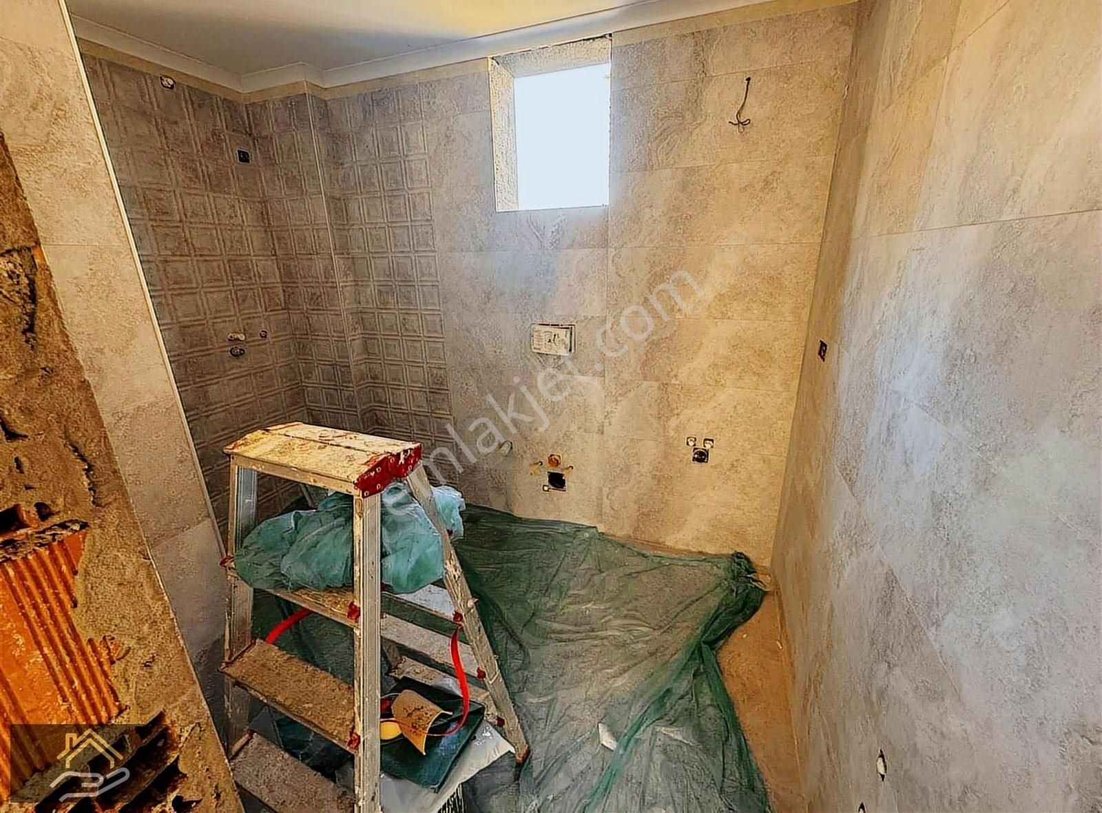 Karlık Gayrimenkulden Patlangıçta Satılık 2+1 Arakat Daire - Görsel 15