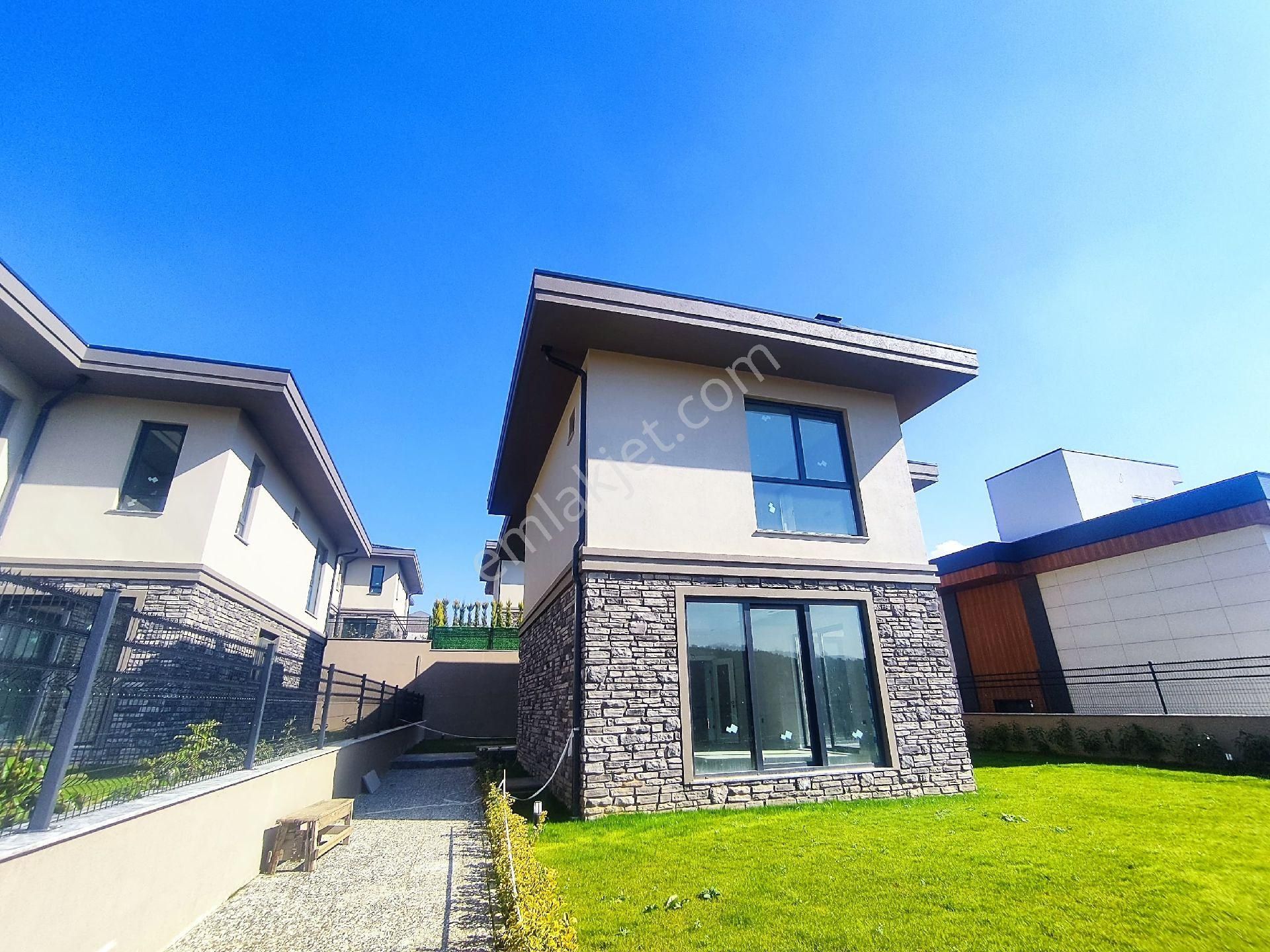 Ena Group Bursa Nilüfer Gümüştepe Mh'de 8+2 Satılık Sıfır Villa - Görsel 2