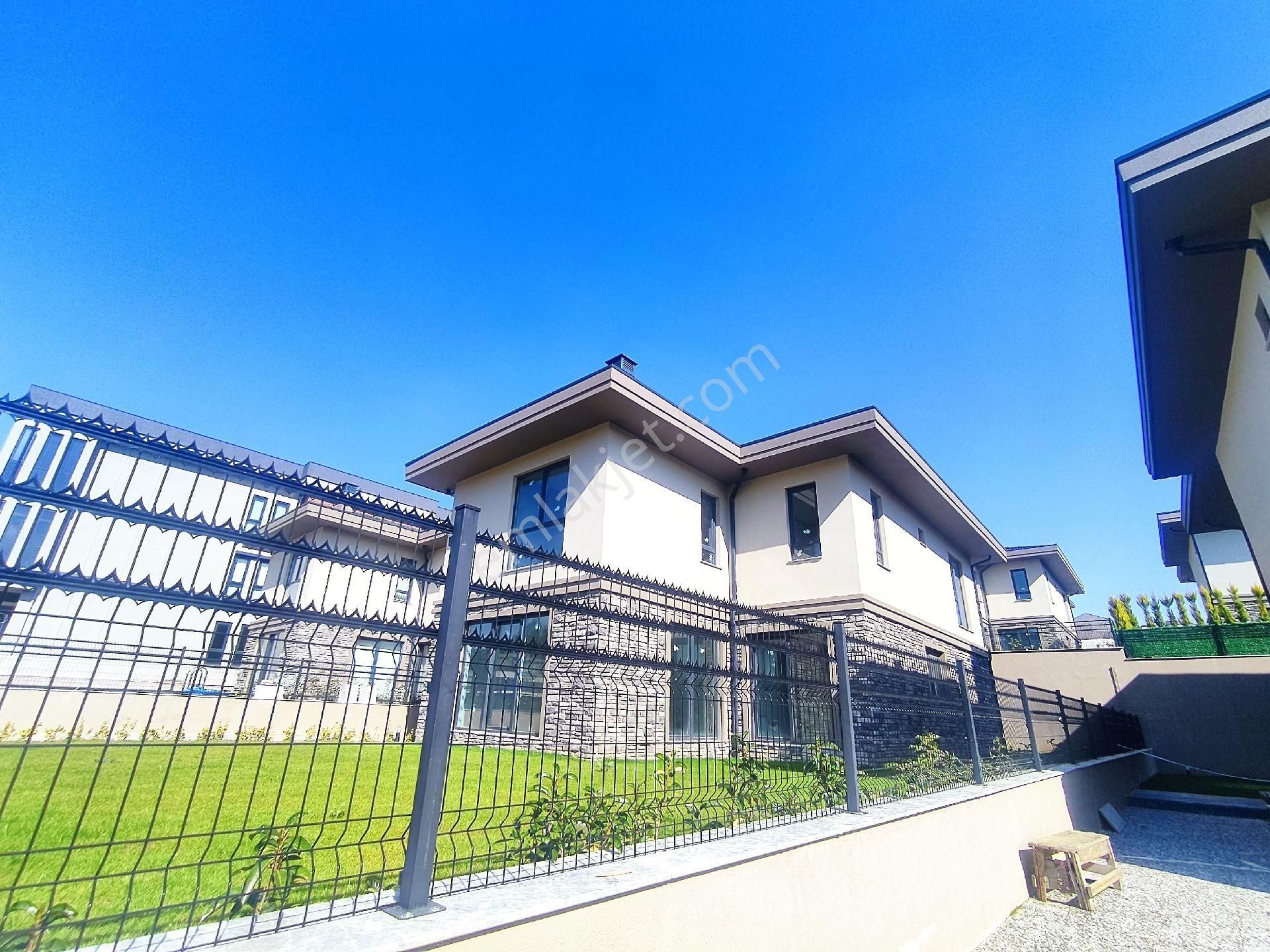 Ena Group Bursa Nilüfer Gümüştepe Mh'de 8+2 Satılık Sıfır Villa - Görsel 3