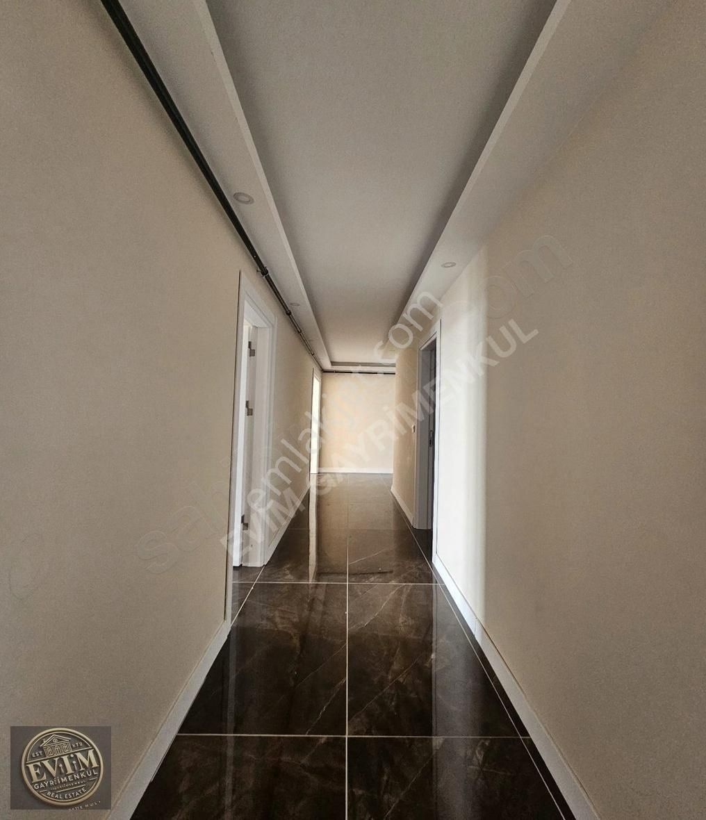 Evim Gayrimenkul'den Havuzlu Güvenlikli Sitede 3+1 Lüx Daire - Görsel 7