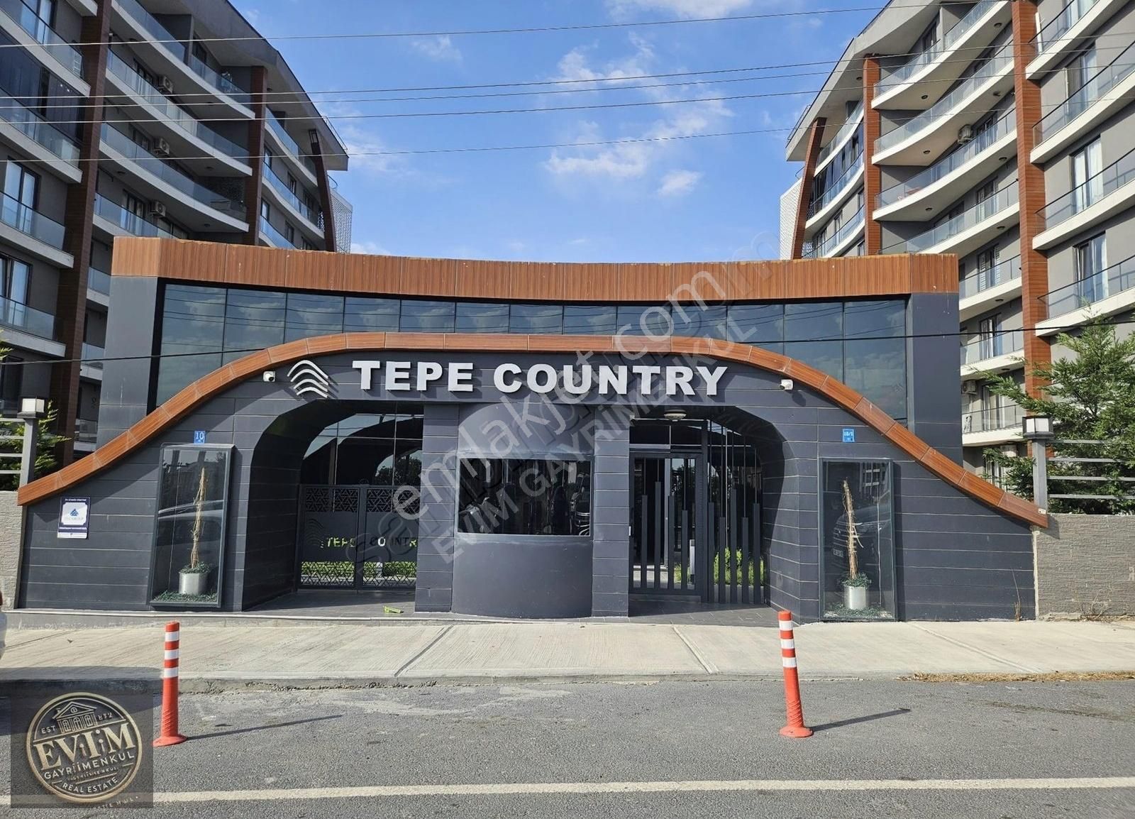 Evim Gayrimenkul'den Havuzlu Güvenlikli Sitede 3+1 Lüx Daire - Görsel 32