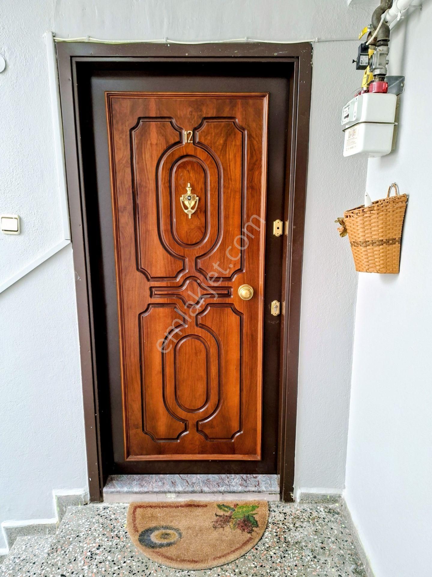 Kw Cobans'tan Kazımdirik (bornova) – 115 M² 3+1 Satılık Daire: Çift Balkonlu, Bakımlı Bina! - Görsel 9