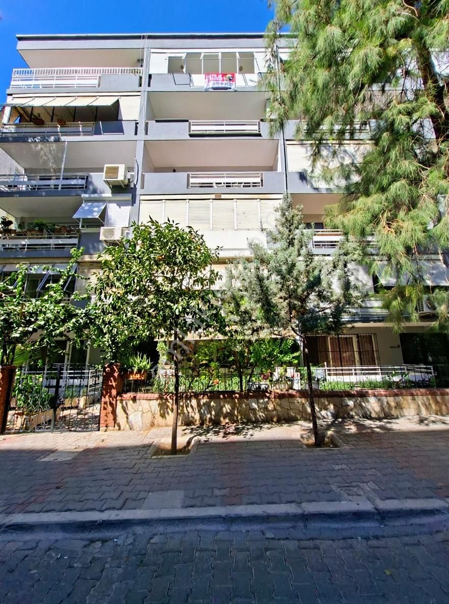 Kw Cobans'tan Kazımdirik (bornova) – 115 M² 3+1 Satılık Daire: Çift Balkonlu, Bakımlı Bina! - Görsel 3
