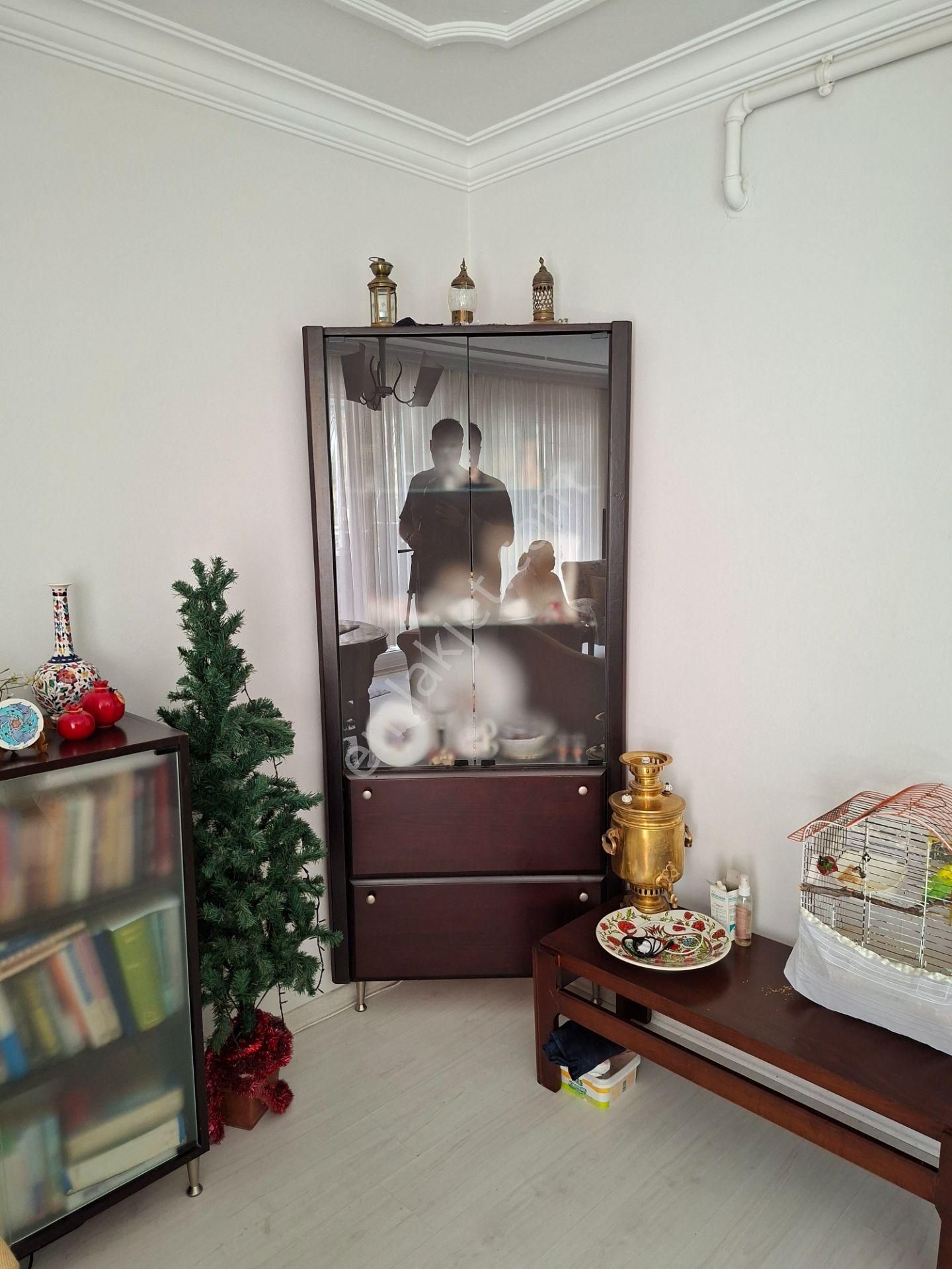 Kw Cobans'tan Kazımdirik (bornova) – 115 M² 3+1 Satılık Daire: Çift Balkonlu, Bakımlı Bina! - Görsel 35