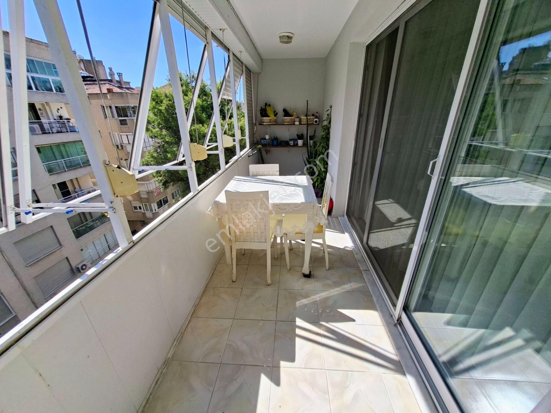 Kw Cobans'tan Kazımdirik (bornova) – 115 M² 3+1 Satılık Daire: Çift Balkonlu, Bakımlı Bina! - Görsel 24