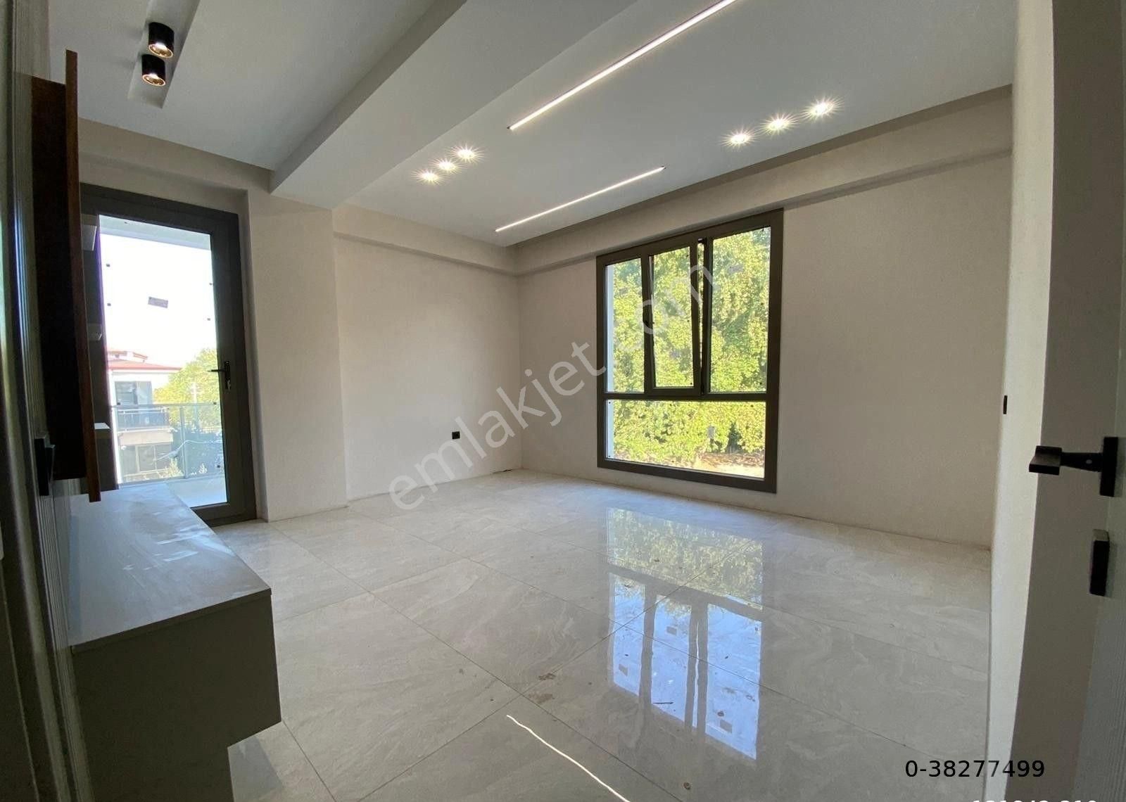 Gültepede Ön Cephe Cadde Üzeri 3+1 140m2 Son Kalan Daire - Görsel 14