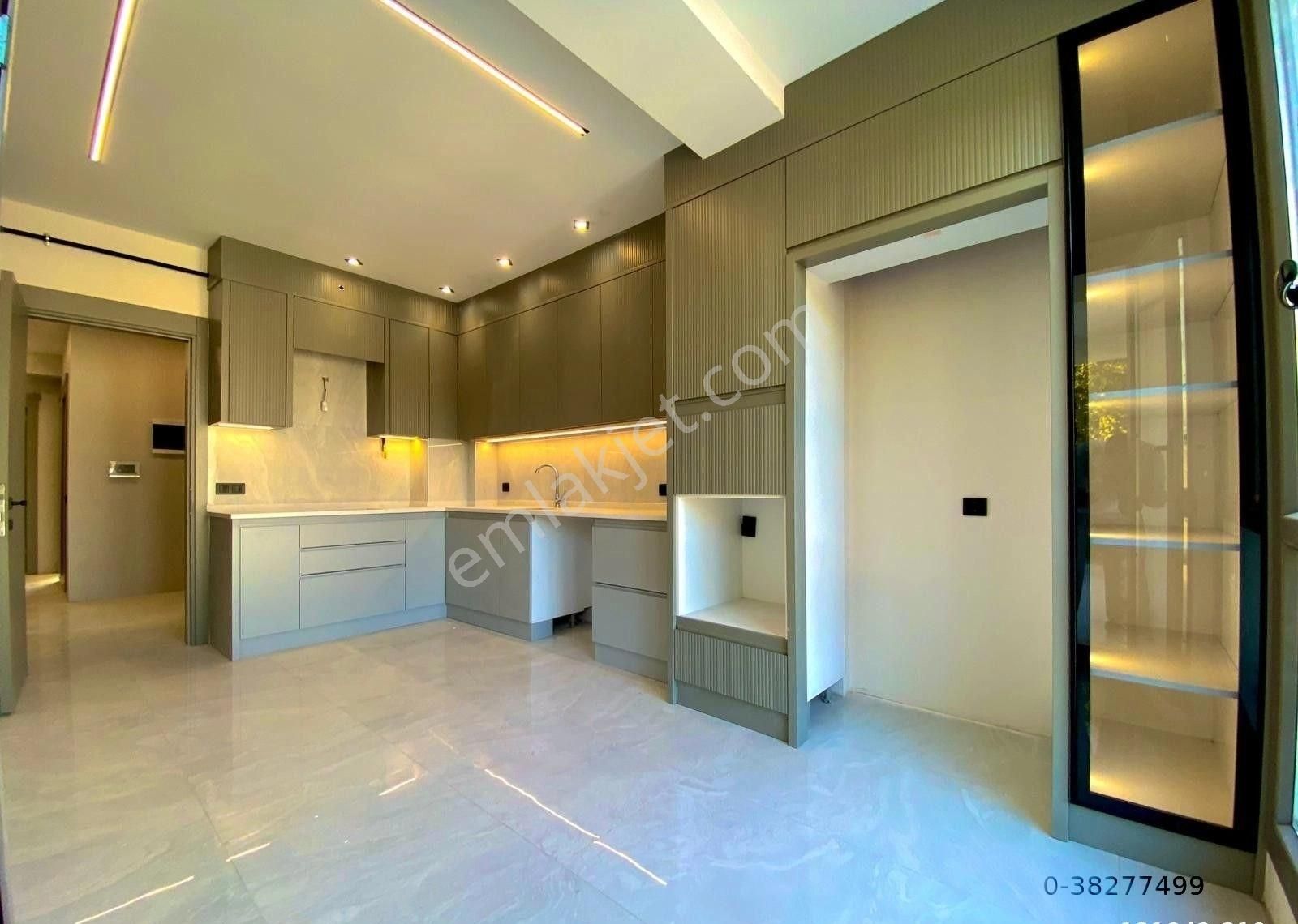 Gültepede Ön Cephe Cadde Üzeri 3+1 140m2 Son Kalan Daire