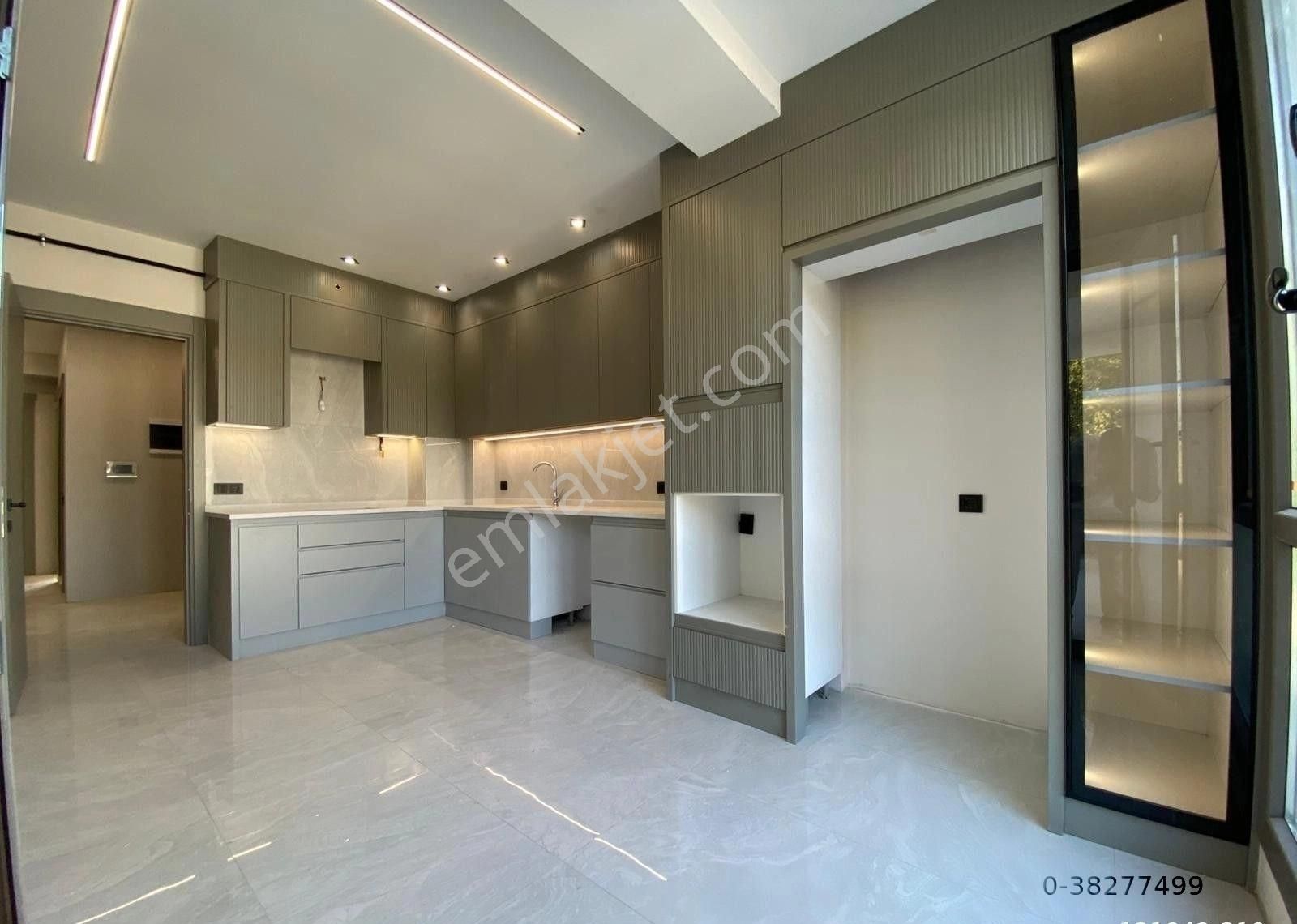 Gültepede Ön Cephe Cadde Üzeri 3+1 140m2 Son Kalan Daire - Görsel 2