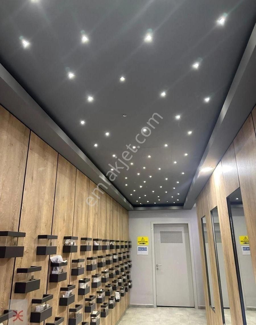 Veli Baba Ertuğrul Gazi Cad Üzeri Aydos Ormanı Yakını Sitede Havuzlu 2+1 - Görsel 17