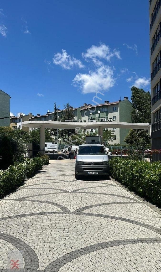 Veli Baba Ertuğrul Gazi Cad Üzeri Aydos Ormanı Yakını Sitede Havuzlu 2+1 - Görsel 12