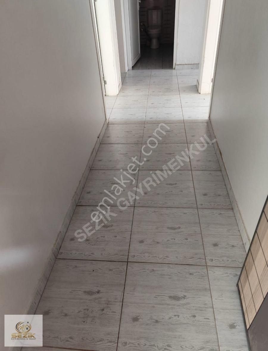 Yenibey Mahallesi Nde 300 Metrekare Arsa İçinde Tek Katlı Ev - Görsel 6