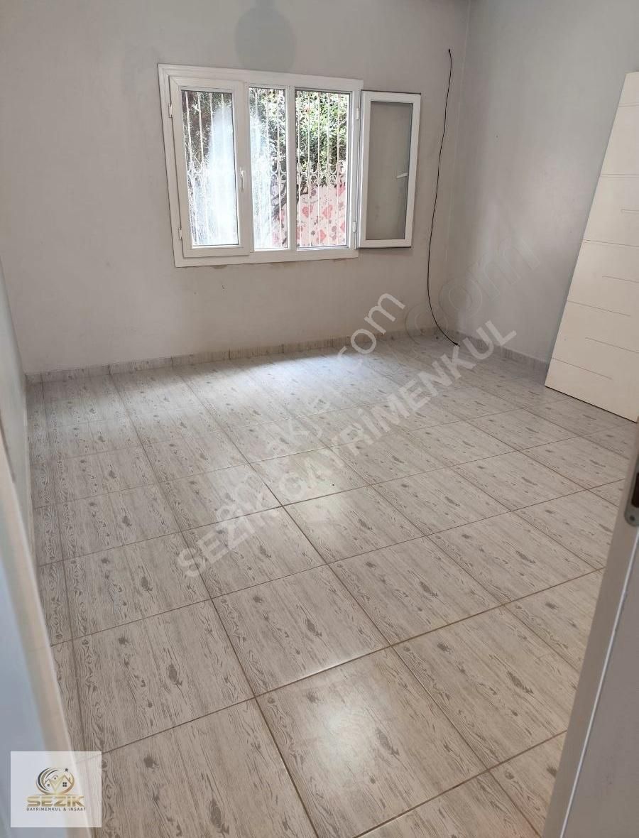 Yenibey Mahallesi Nde 300 Metrekare Arsa İçinde Tek Katlı Ev - Görsel 9