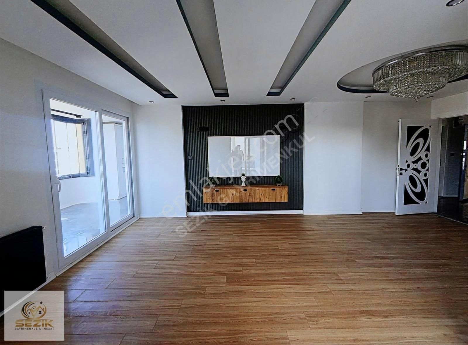 Kenan Evren Bulva Üzeri Emsalsiz Cok Geniş Ultra Lüks 4+1 Daire - Görsel 10