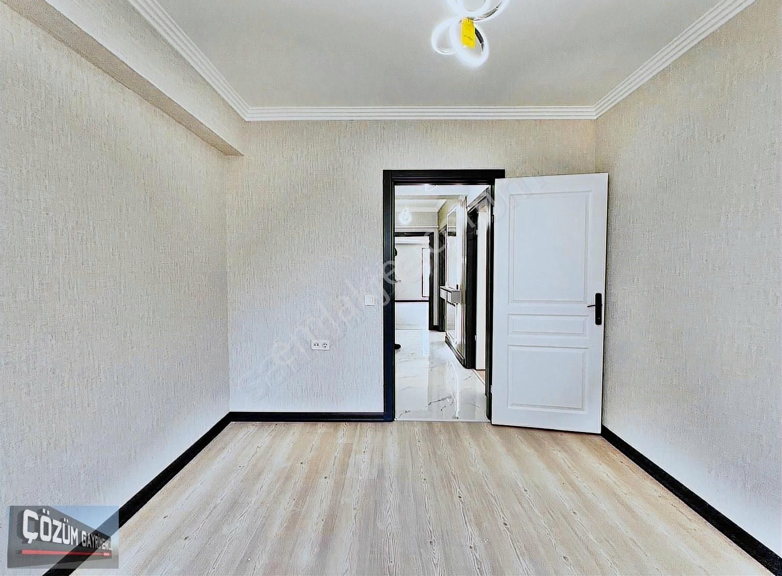 Çözüm Fırsatları Devam Ediyor 3+1 Orta Kat Full Yapılı Daire. - Görsel 2