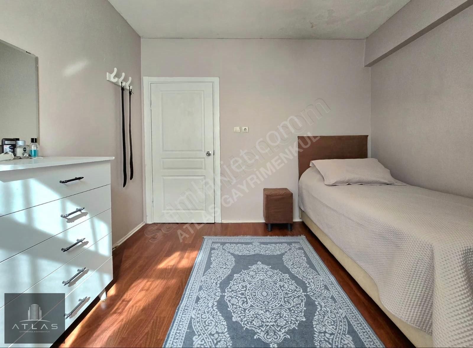 Atlas'tan,çobançeşme'de, 3+1, 150m2, Kat Eksiği Olan, Yatırımlık - Görsel 14