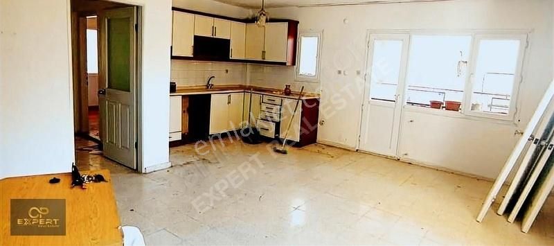 Kuşadası Merkezde Satılık 2+1 Daire - Görsel 12