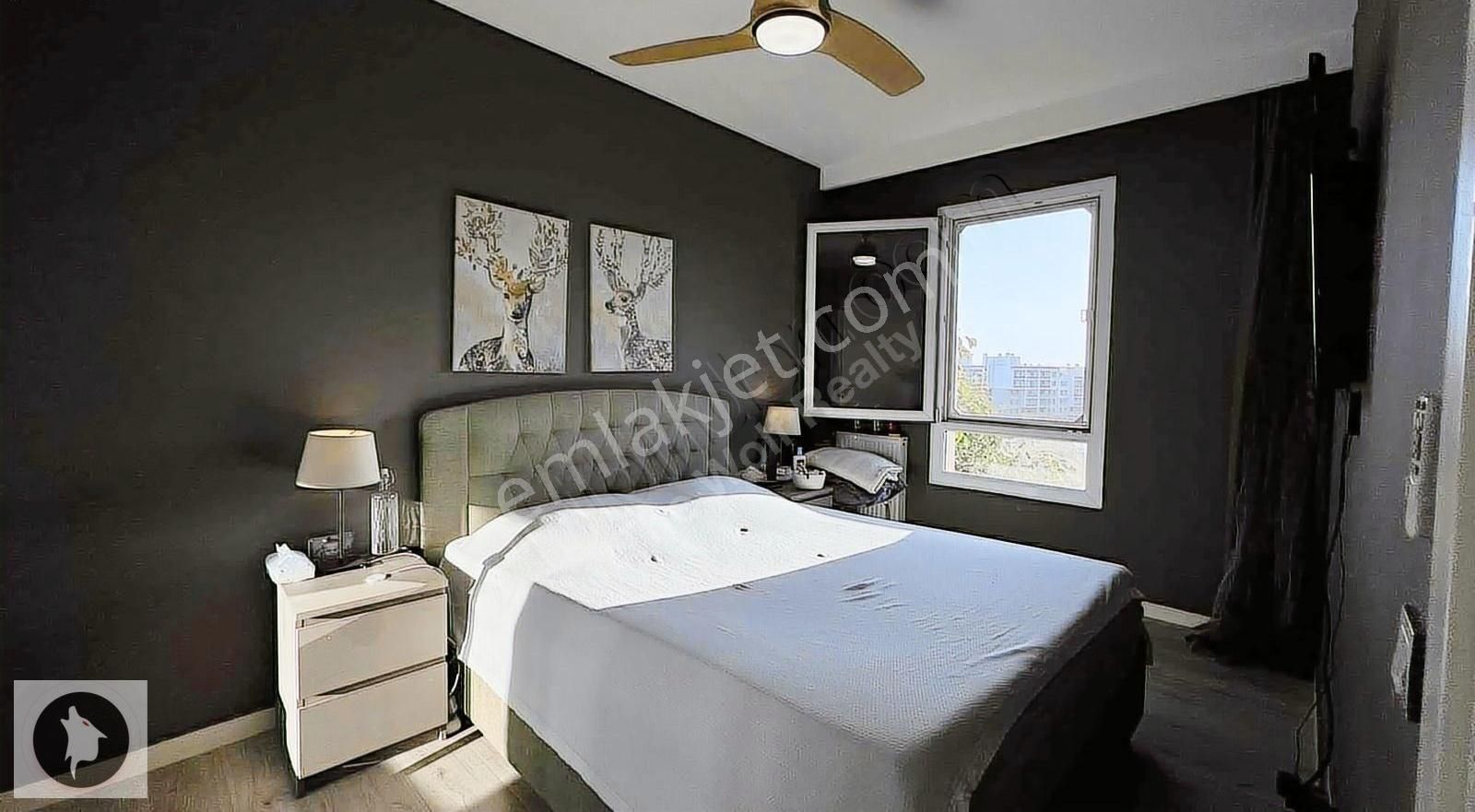 Karşıyakada Satılık Daire Özel Bahçeli 5+1 Dubleks - Görsel 8