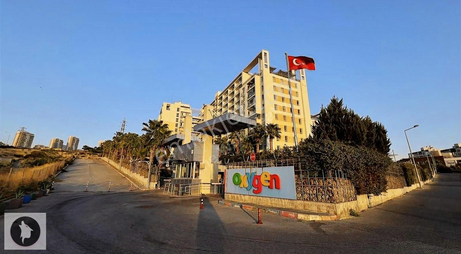 Karşıyakada Satılık Daire Özel Bahçeli 5+1 Dubleks - Görsel 28