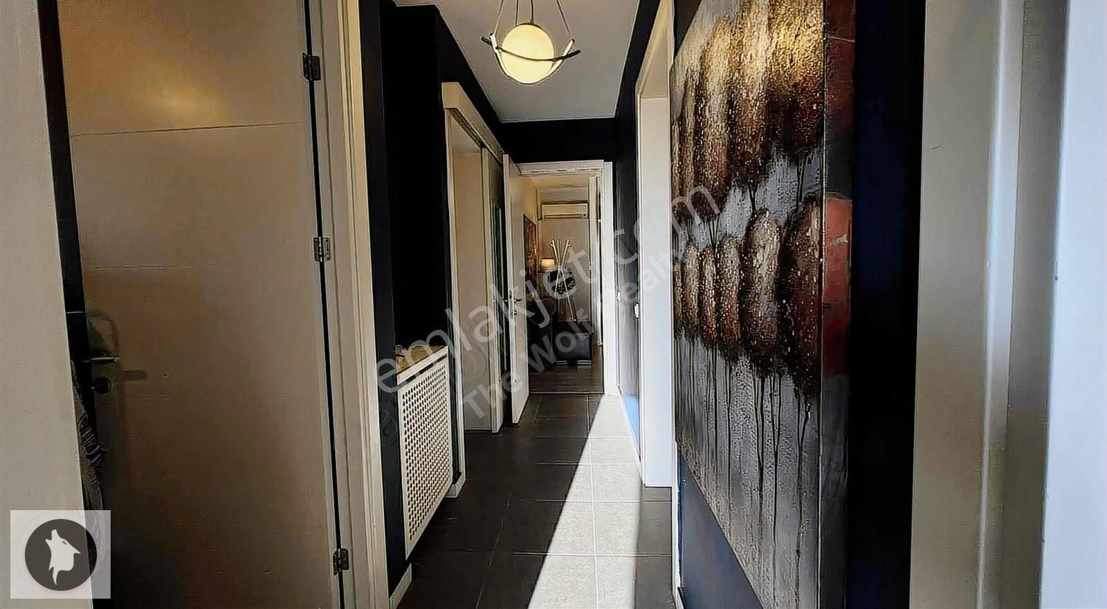 Karşıyakada Satılık Daire Özel Bahçeli 5+1 Dubleks - Görsel 18