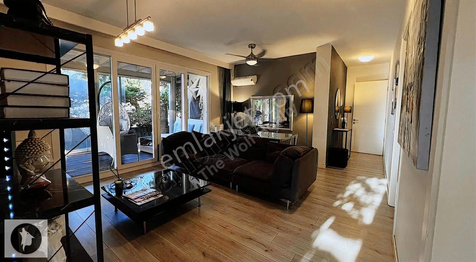 Karşıyakada Satılık Daire Özel Bahçeli 5+1 Dubleks - Görsel 12