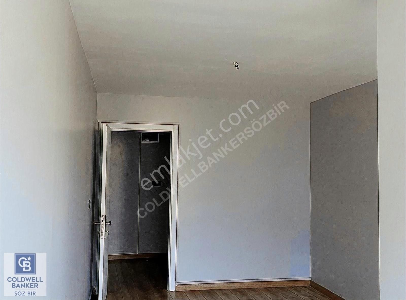 Çekmeköy Mimar Sinan Mah. Bosna Cad. Cepheli Kiralık Plaza Ofisi - Görsel 12
