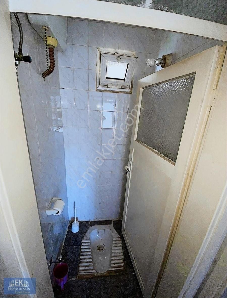 Gaziemir Aktepe Merkezde 2+1. 90m2 3. Kat Kiralık Daire - Görsel 15