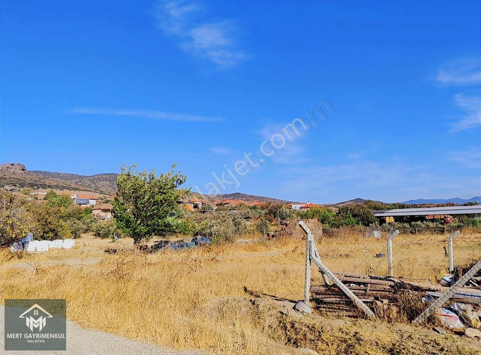 Yanıkköy'de Satılık Köy Merkezine Yakın 1672m2 Tek Tapu Tarla - Görsel 10